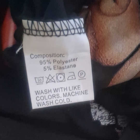 Romwe Street Life Portrait Graphic Tee - Size S - Picture 4 of 4